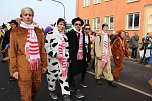 N&auml;rrinnen und Narren zogen durch Sondershausen (2) (Foto: Karl-Heinz Herrmann)