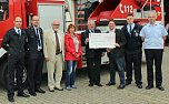 Anerkennung für die Feuerwehren (Foto: Karl-Heinz Herrmann) Anerkennung für die Feuerwehren (Foto: Karl-Heinz Herrmann)