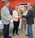 Als besondere Ehrung ins Goldene Ehrenbuch eingetragen. (Foto: Peter Salden)