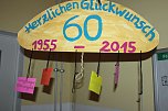 Zum 60. Spielger&auml;te und eine Torte (Foto: Karl-Heinz Herrmann)