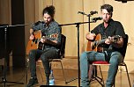 Satte Gitarrenklänge im Marstall (Foto: Karl-Heinz Herrmann) Satte Gitarrenklänge im Marstall (Foto: Karl-Heinz Herrmann)