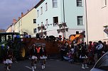 N&auml;rrinnen und Narren zogen durch die Stadt (1)  Beim gr&ouml;&szlig;ten Rosenmontagsumzug im Norden Th&uuml;ringens der heute am Vormittag auf der bekannten Route durch Sondershausen zog, war wie in den letzten Jahren  ein gro&szlig;er Publikumsmagnet...   Die Sondersh&auml;user Narren und Jecken haben auch 2017 den Rosenmontag wieder fr&ouml;hlich und beschwingt mit ihrem Umzug durch die Stadt zu einem H&ouml;hepunkt gemacht und auf (Foto: Karl-Heinz Herrmann)