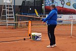 Leider k&uuml;hler Tennisauftakt (Foto: Karl-Heinz Herrmann)