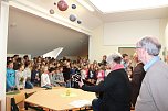 Wir vertreten die Schule beim Lesewettbewerb (Foto: Karl-Heinz Herrmann) Wir vertreten die Schule beim Lesewettbewerb (Foto: Karl-Heinz Herrmann)