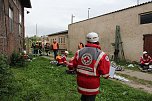 Am Gel&auml;nde des Eisenbahnvereines in der Erfurter Stra&szlig;e / Am Petersenschacht fand am sp&auml;ten Nachmittag eine Rettungsgro&szlig;&uuml;bung statt (<b>Update</b>)...  Die diesj&auml;hrigen Gro&szlig;&uuml;bung fand in der N&auml;he des Hauptbahnhofs in Sondershausen statt. Alle drei Jahr steht so eine Gro&szlig;&uuml;bung auf dem Plan. Waren es beim beim letzten Mal 30 Verletzte in einem Eisenbahnwaggon, waren dieses dieses Mal "nur" acht verl (Foto: Karl-Heinz Herrmann)