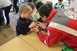 Erste Hilfe Übung für Kindergartenkinder (Foto: Karl-Heinz Herrmann) Erste Hilfe Übung für Kindergartenkinder (Foto: Karl-Heinz Herrmann)
