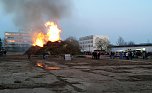 Stimmung beim Osterfeuer mit Hindernissen (Foto: Karl-Heinz Herrmann)