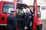 Feuerwehrfahrzeuge &uuml;bergeben (Foto: Karl-Heinz Herrmann)