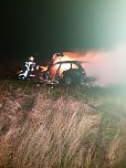 Fahrzeugbrand in Clingen (Foto: Silvio Dietzel)