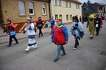 Narrenkappen flogen durch die Luft (Foto: Karl-Heinz Herrmann)