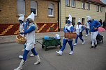 Narrenkappen flogen durch die Luft (Foto: Karl-Heinz Herrmann)
