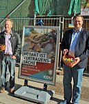 Ostereier an Klein und Gro&szlig; verteilt (Foto: Karl-Heinz Herrmann)