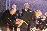 Zwei Mal Ehrenarschleder verliehen (Foto: Karl-Heinz Herrmann)