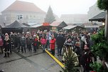 Weihnachtsmarkt in Sondershausen eröffnet (Foto: Karl-Heinz Herrmann) Weihnachtsmarkt in Sondershausen eröffnet (Foto: Karl-Heinz Herrmann)
