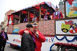 Rosenmontag auf dem Markt Sondershausen (Foto: Karl-Heinz Herrmann) Rosenmontag auf dem Markt Sondershausen (Foto: Karl-Heinz Herrmann)