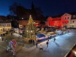Auf dem Sondersh&auml;user Weihnachtsmarkt (Foto: Stadtverwaltung Sondershausen)