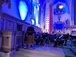 Eine besondere Kulisse f&uuml;r besondere Menschen: Vor 300 G&auml;sten fand in der Trinitatiskirche in Sondershausen das Benefizkonzert des Luftwaffenmusikkorps und die Ehrenamtsw&uuml;rdigung statt. (Foto: Janine Skara)