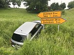 Unfall zwischen Toba und Dietenborn (Foto: S. Dietzel) Unfall zwischen Toba und Dietenborn (Foto: S. Dietzel)