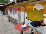 Graffitiprojekt im JuST in Sondershausen (Foto: Kreisjugendring Kyffhäuserkreis) Graffitiprojekt im JuST in Sondershausen (Foto: Kreisjugendring Kyffhäuserkreis)