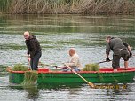 Arbeitseinsatz im Schwimmbad (Foto: Stadt Heldrungen)