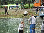 Arbeitseinsatz im Schwimmbad (Foto: Stadt Heldrungen)