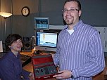 &Uuml;bergabe Tonstudio (Foto: Karl-Heinz Herrmann)