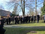 Feierliche Kranzniederlegung (Foto: Karl-Heinz Herrmann) Feierliche Kranzniederlegung (Foto: Karl-Heinz Herrmann)