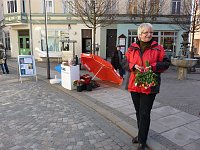 Bild: Rosen verteilt