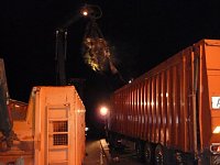 Bild: Umgekippter Lkw blockierte B4