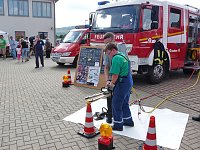 Feuerwehr öffnete Türen Bild: Feuerwehr öffnete Türen