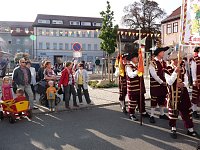Umzug der Hausmänner Bild: Umzug der Hausmänner