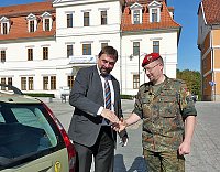 Bild: Solidarit&auml;t mit Soldaten