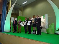 Auszeichnung "Hervorragender Ausbildungsbetrieb" Bild: Auszeichnung "Hervorragender Ausbildungsbetrieb"