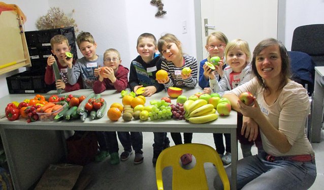 Mit Schalk im Nacken Bild: Mit Schalk im Nacken