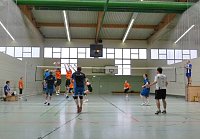 Volleyballer unter sich Bild: Volleyballer unter sich