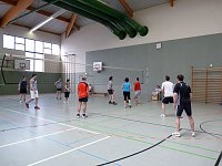 Volleyballer unter sich Bild: Volleyballer unter sich