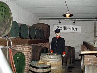 Bild: In Brennerei unterwegs