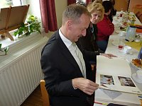 Innenminister brachte Geld vorbei Bild: Innenminister brachte Geld vorbei