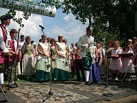 Krönung Laubkönig Udersleben Bild: Krönung Laubkönig Udersleben