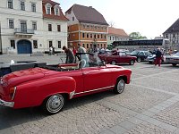 Bild: Oldtimer auf Markt