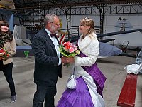 Am Boden geblieben Bild: Am Boden geblieben