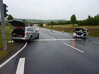Bild: Vier Autos zerschrottet