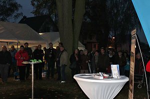 Beachparty im Trockenem Bild: Beachparty im Trockenem