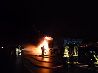 Bild: Brennender Schwerlasttransport