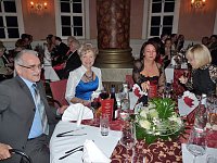 Bild: Schlossball er&ouml;ffnet