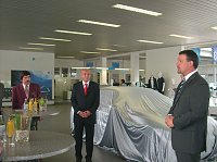 Übergabe Spendenfahrzeug durch das Autohaus Fritze Sondershausen Bild: Übergabe Spendenfahrzeug durch das Autohaus Fritze Sondershausen
