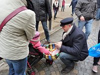 Bild: Oster- oder doch Weihnachtsmarkt?