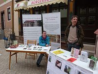 Bild: Markt zum Fliederfest