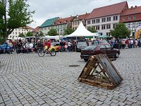 Bild: Markt zum Fliederfest