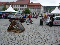 Bild: Markt zum Fliederfest